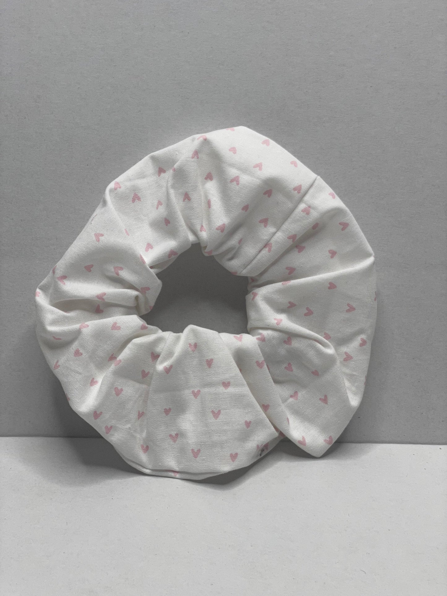 Pink hearts scrunchies