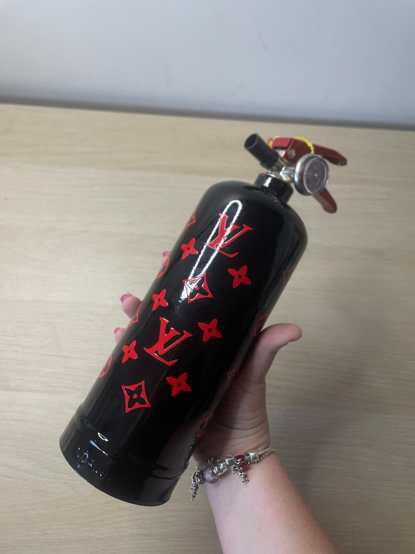pattern fire extinguisher