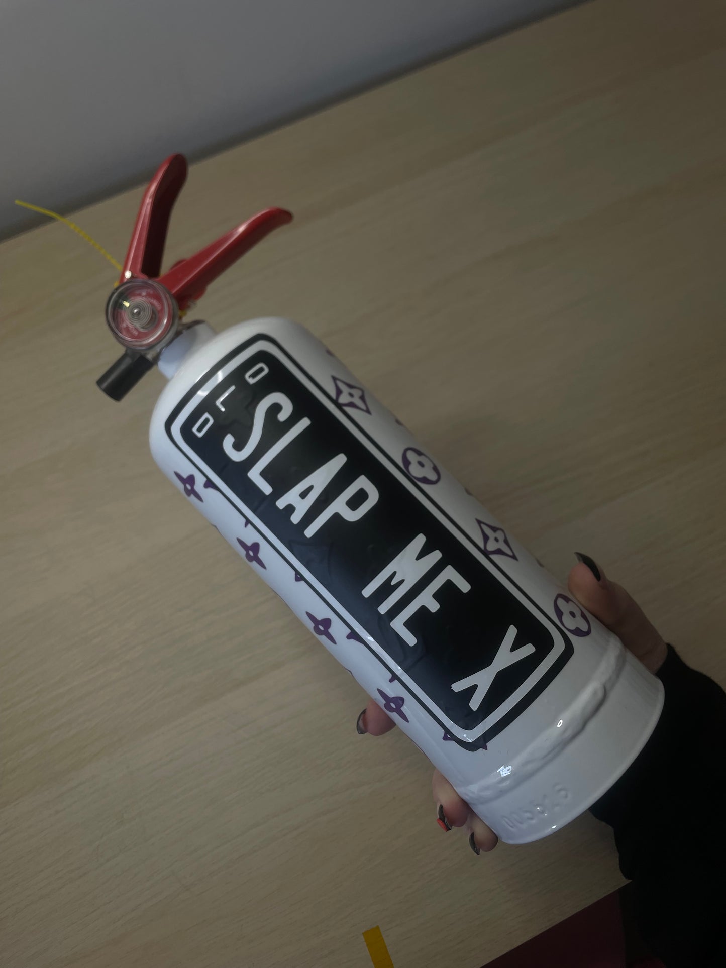 pattern fire extinguisher