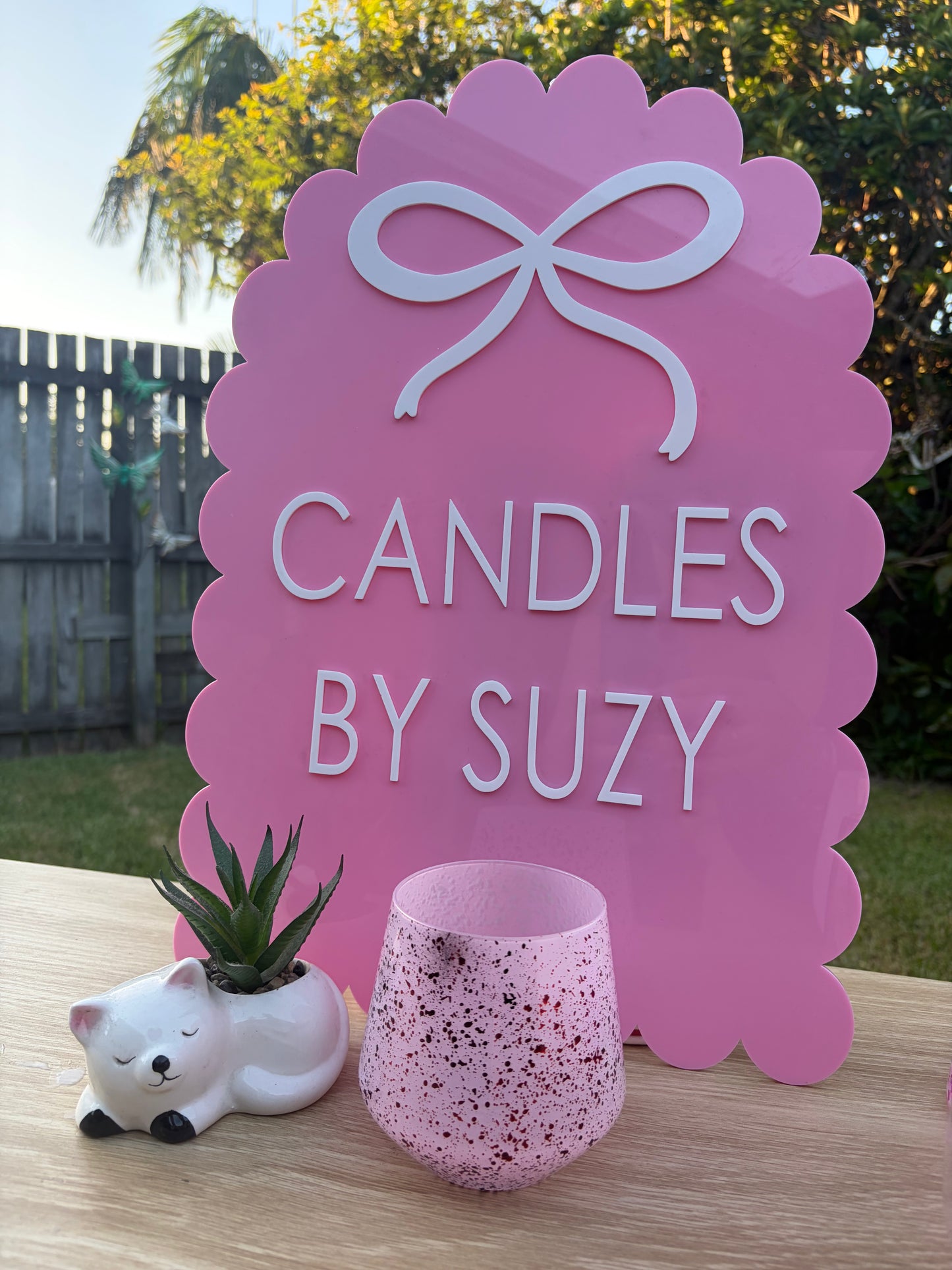 Pink / rose gold jar