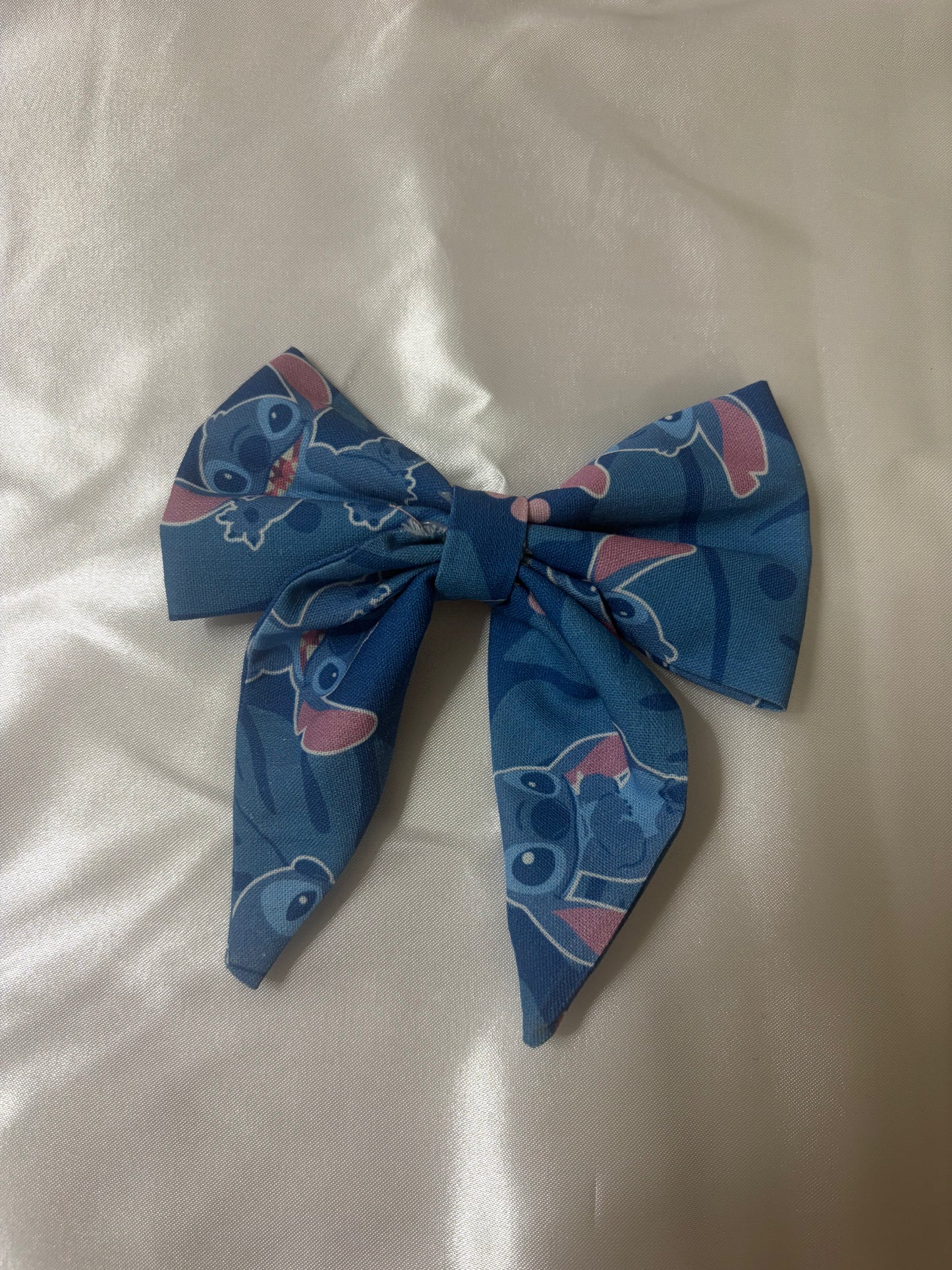 Stitch bow