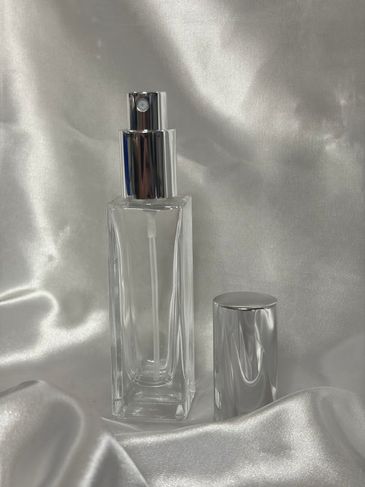 30ml tall glass bottle with silver lid