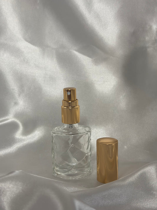 10ml willow Clea glass with gold lid