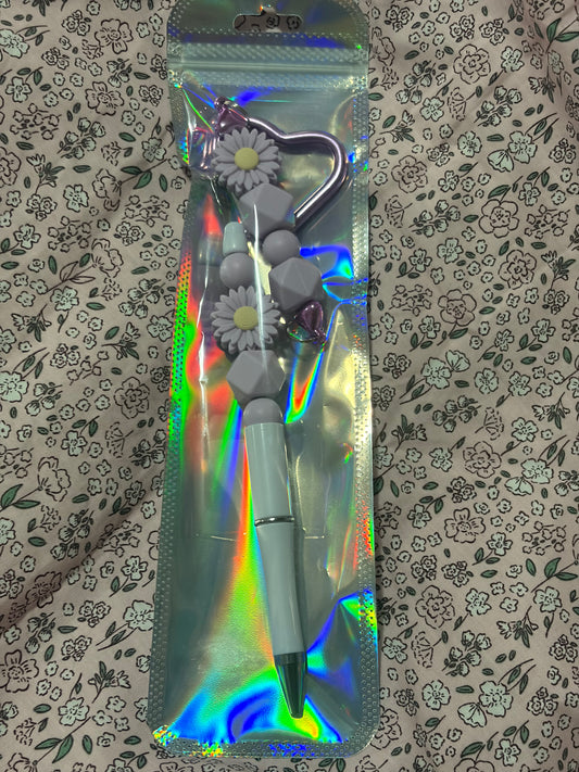 Handmade beaded pen n keyring set